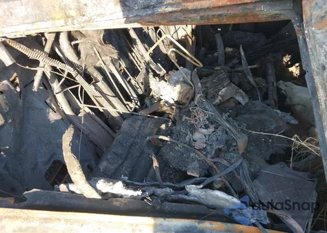 2015 Honda Pilot Touring z USA, uszkodzony, nr VIN 5FNYF3H93FB012174